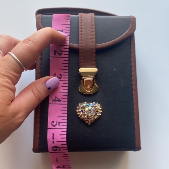 Rhinestone Heart | Trifold | Black/Brown | Jewelry Case - Picture 16 of 16